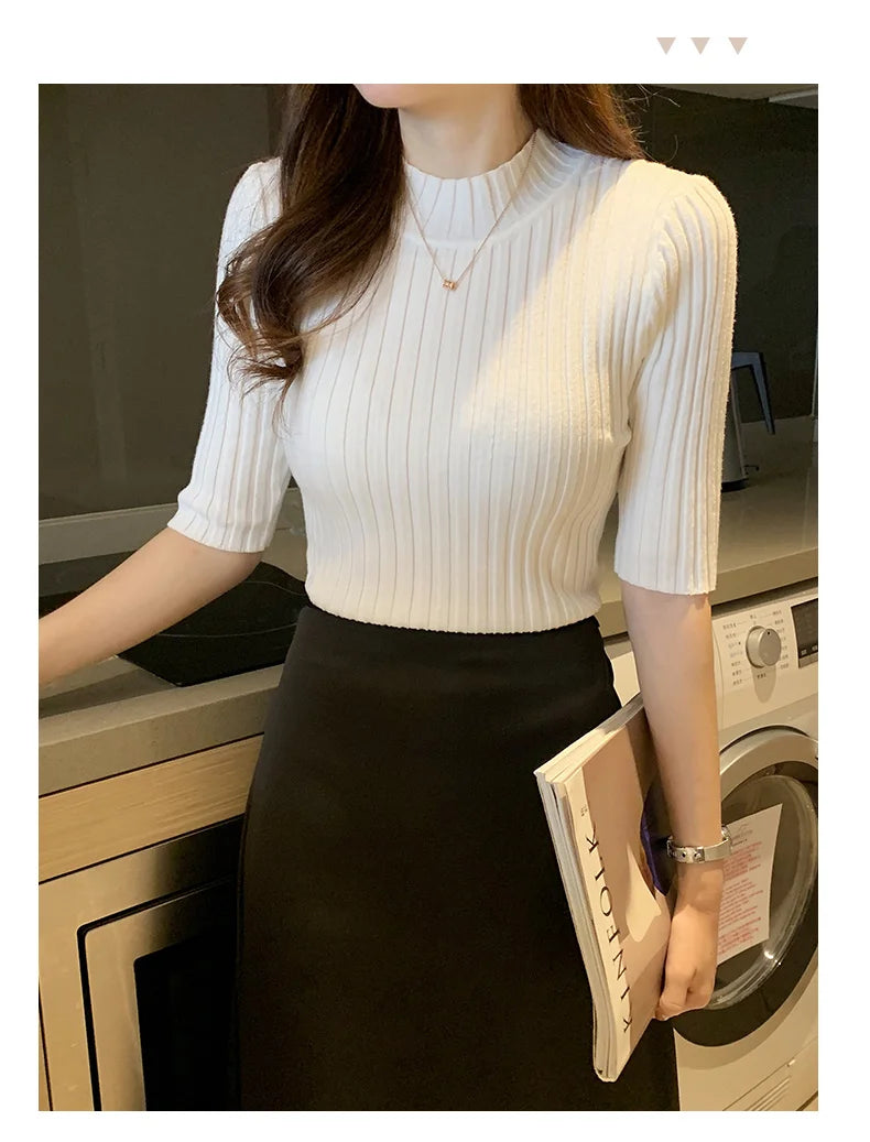 MID-SLEEVED BLOUSE