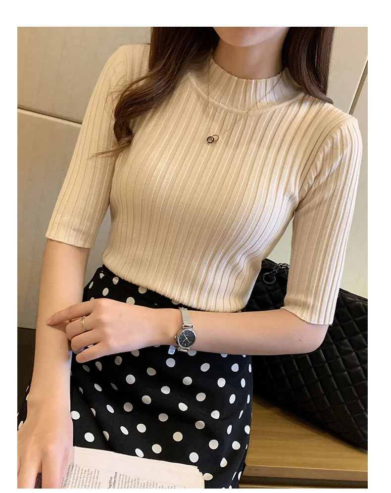 MID-SLEEVED BLOUSE