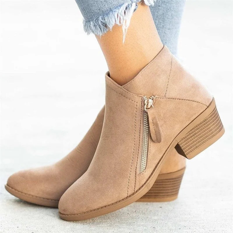 SUEDE BOOT