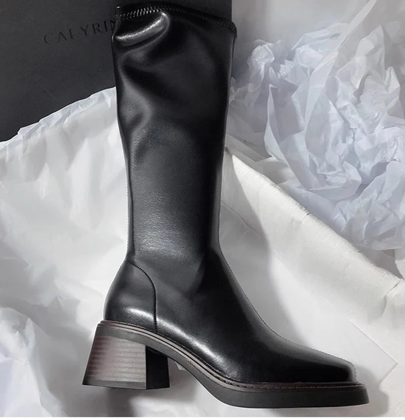 VINTAGE CHUNKY HEEL BOOT