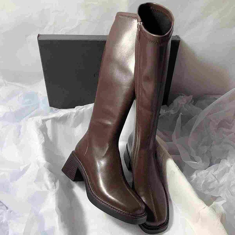 VINTAGE CHUNKY HEEL BOOT
