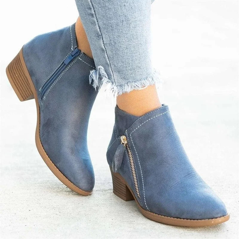SUEDE BOOT