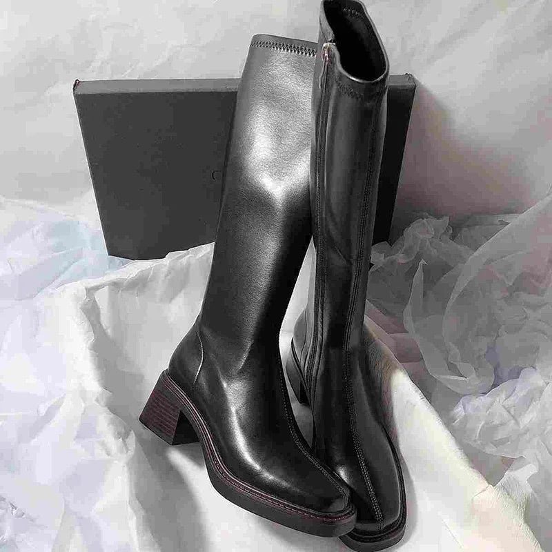 VINTAGE CHUNKY HEEL BOOT