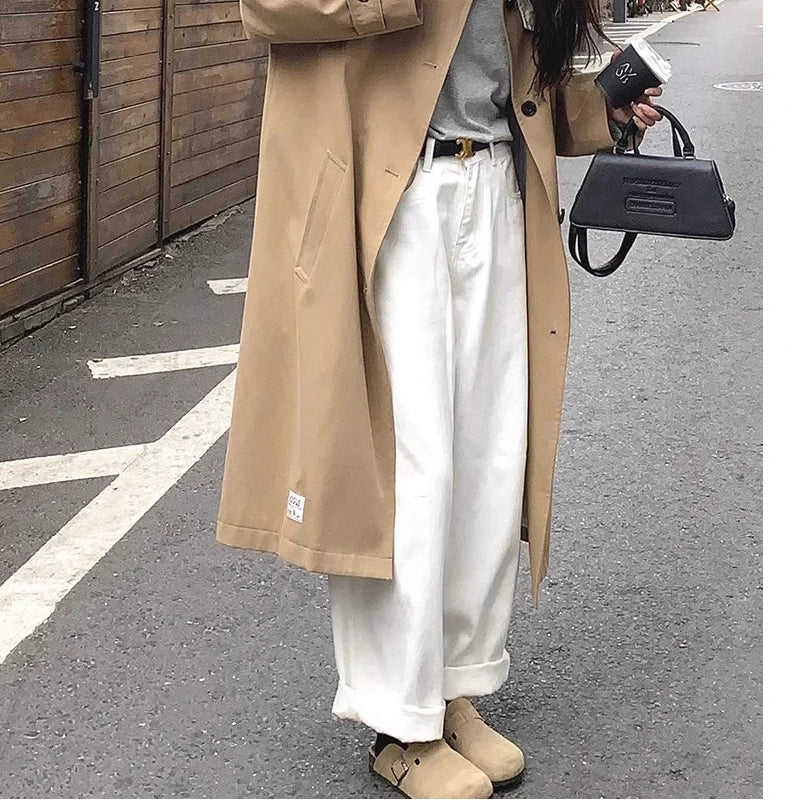 WHITE HIGH-WAISTED JEANS