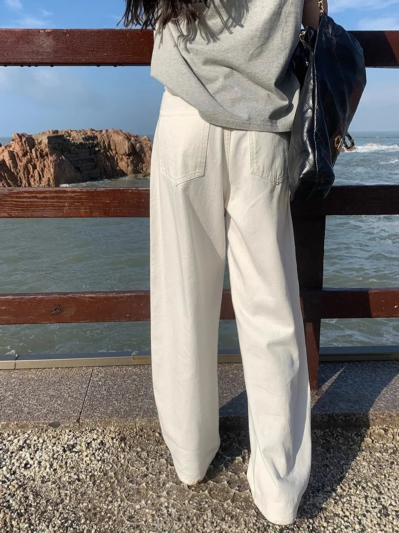 WHITE HIGH-WAISTED JEANS