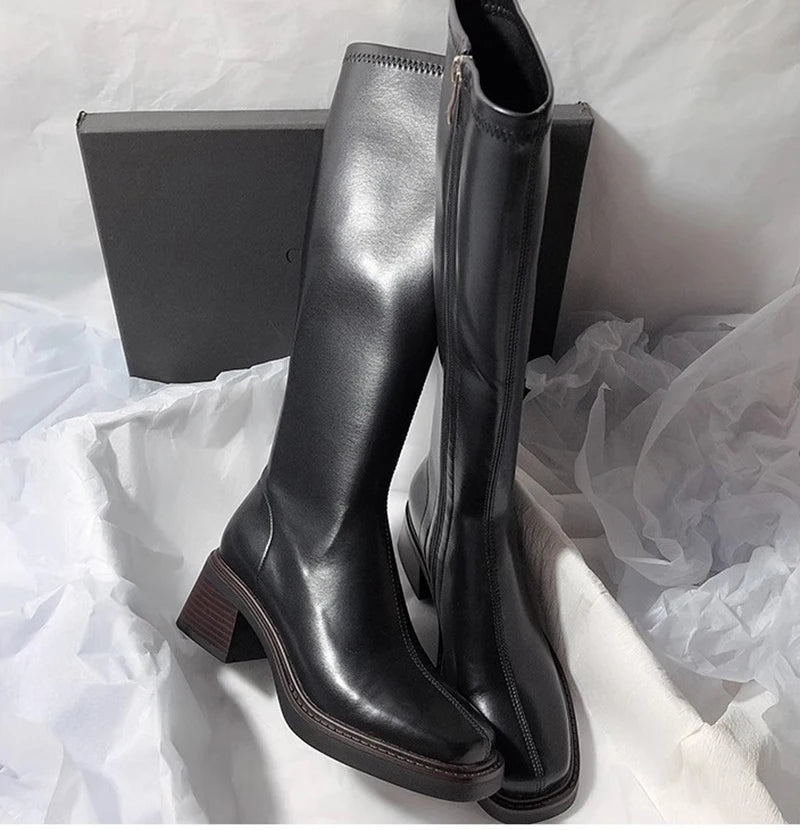 VINTAGE CHUNKY HEEL BOOT