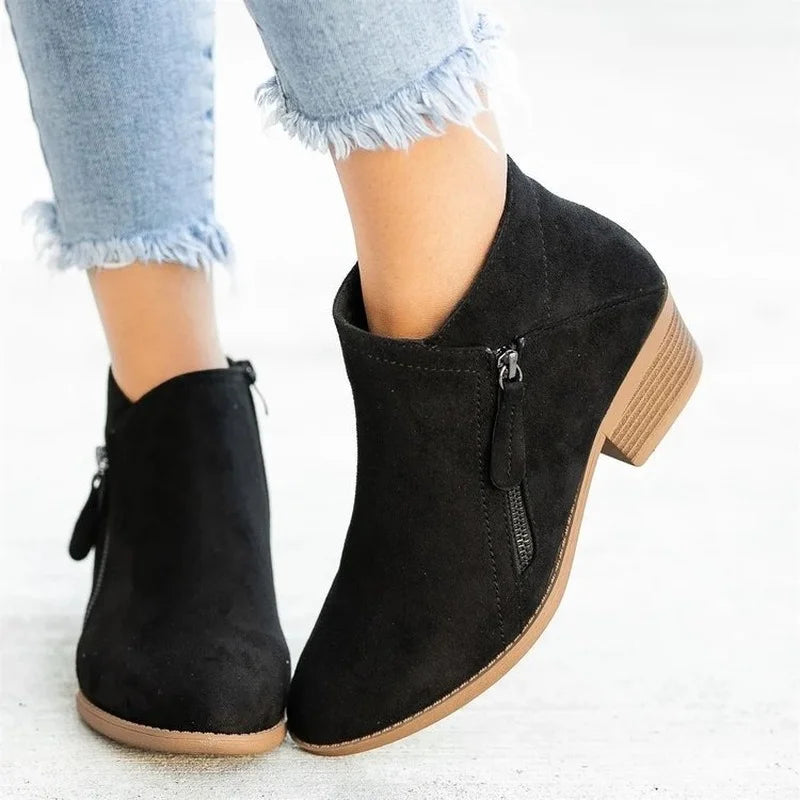 SUEDE BOOT